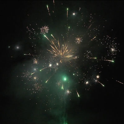 Liuyang Fabryka Gorąca sprzedaż niższa cena CE zatwierdzone torta fajerwerki na zewnątrz torta petardki na uroczystości