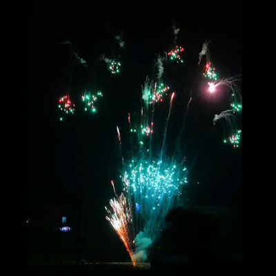 Chińskie ogniska na świeżym powietrzu Pyrotechnika wielobarwna