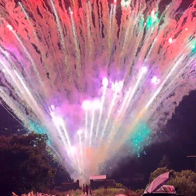Chiński Pyrotechnic Consumer Cake Fireworks Świąteczny Nowy Rok Cake Mercun Fireworks & petard
