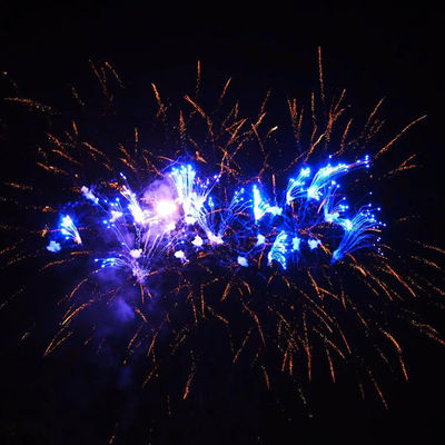 2025 Nowy Rok 1.4 Pro Fireworks Online Consumer Customized 400 strzałów Salute Cake Fireworks