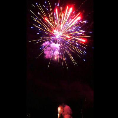 Chińska fabryka w Hunanie hurtowy 48 strzałów Long Time Cake Fireworks Cake Pyrotechnics 1.4g Outdoor Fireworks