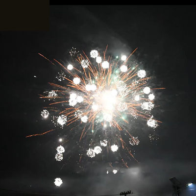 Chiny Liuyang Mandarin Pyrotechnics FAFBWL 0.8 cala 49 strzałów Konsumencka Hurtowa Niesamowite Niestandardowe 1.4g Fajerwerki Tortowe Nowe Fajerwerki